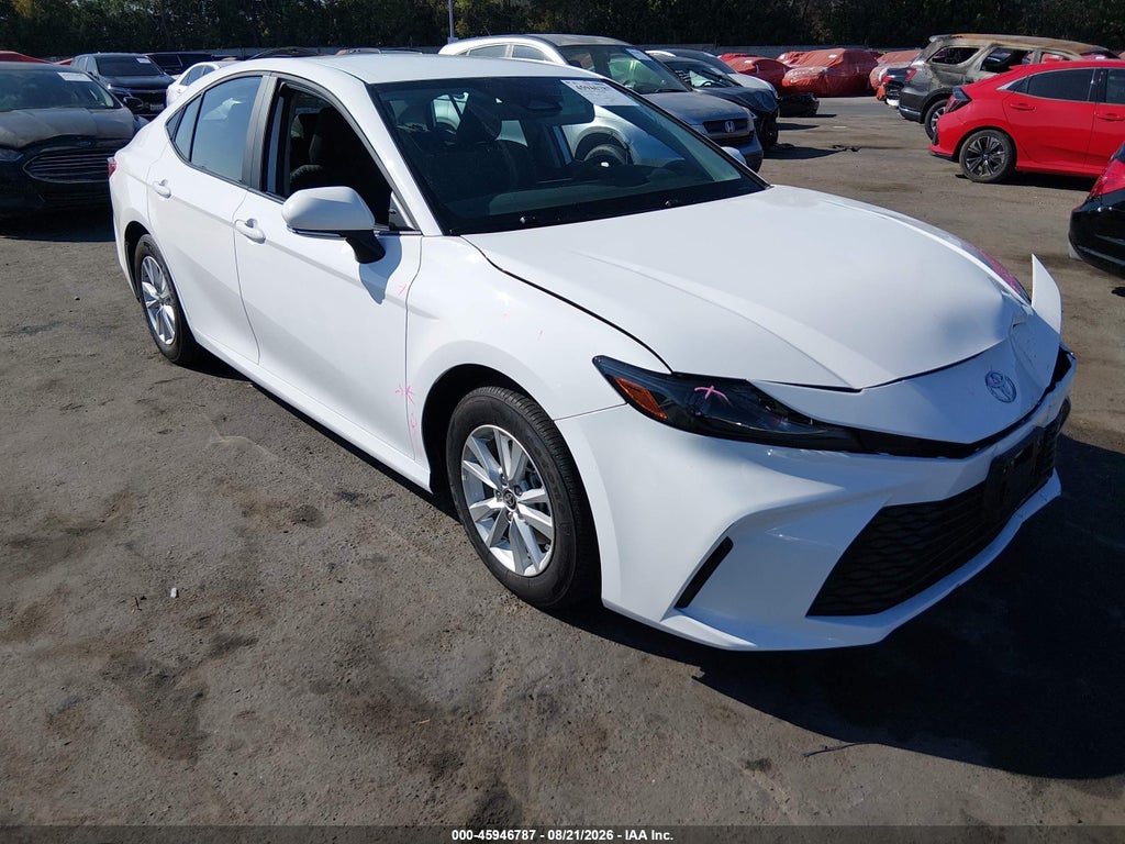 TOYOTA CAMRY 2026