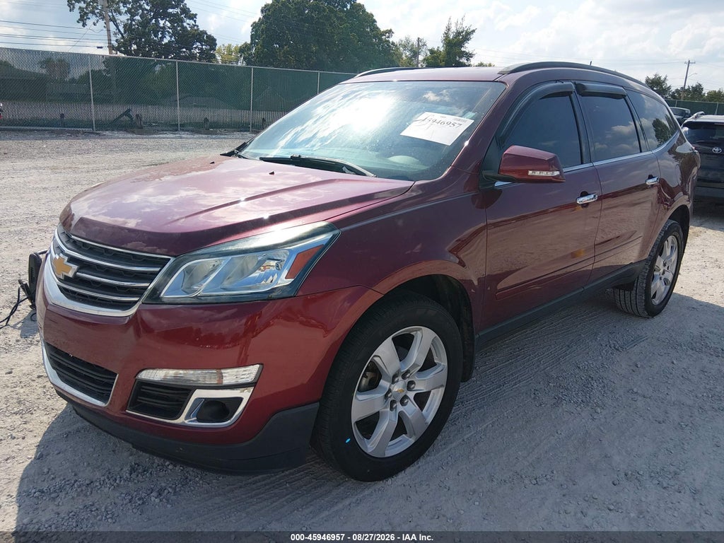 2017 Chevrolet Traverse LT photo 2