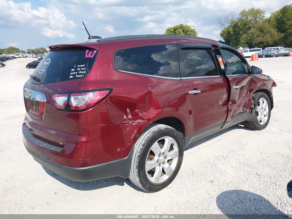 2017 Chevrolet Traverse LT photo 4