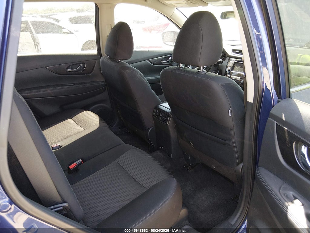 2019 Nissan Rogue S photo 8