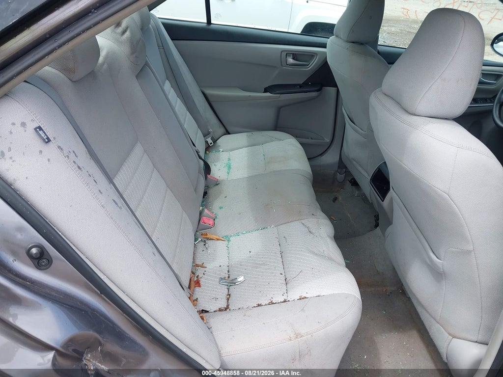 2017 Toyota Camry LE photo 8