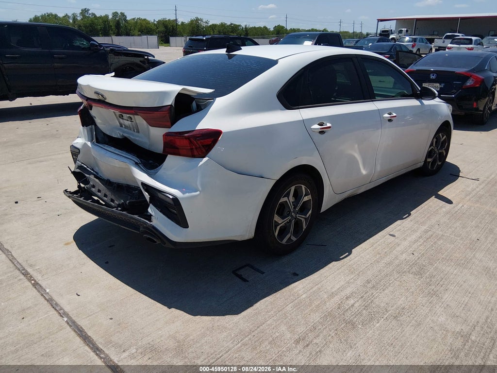 2020 Kia Forte LXS photo 4