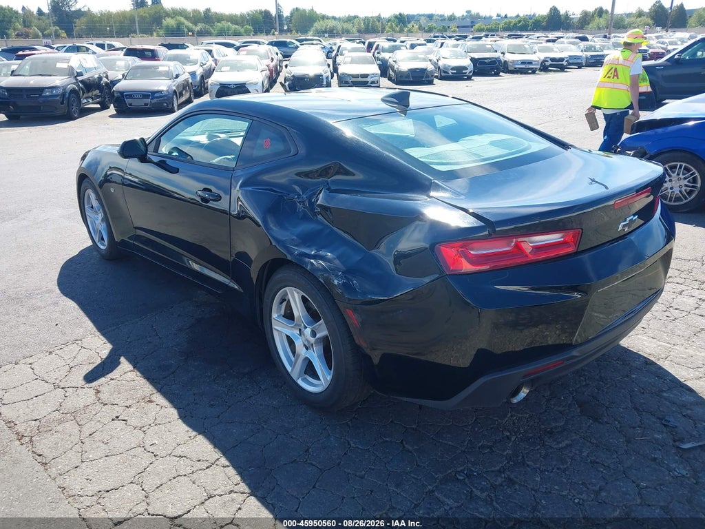2016 Chevrolet Camaro 1LT photo 3