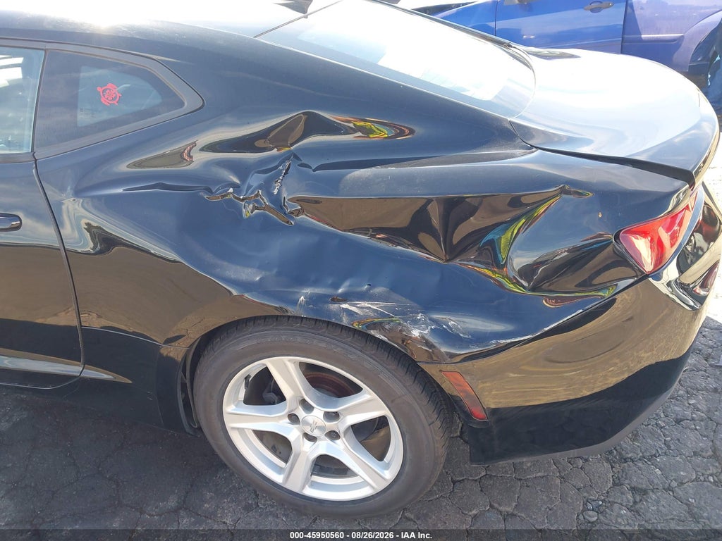 2016 Chevrolet Camaro 1LT photo 6