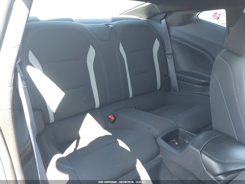 2016 Chevrolet Camaro 1LT photo 8