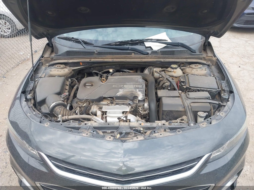 2018 Chevrolet Malibu LT photo 10