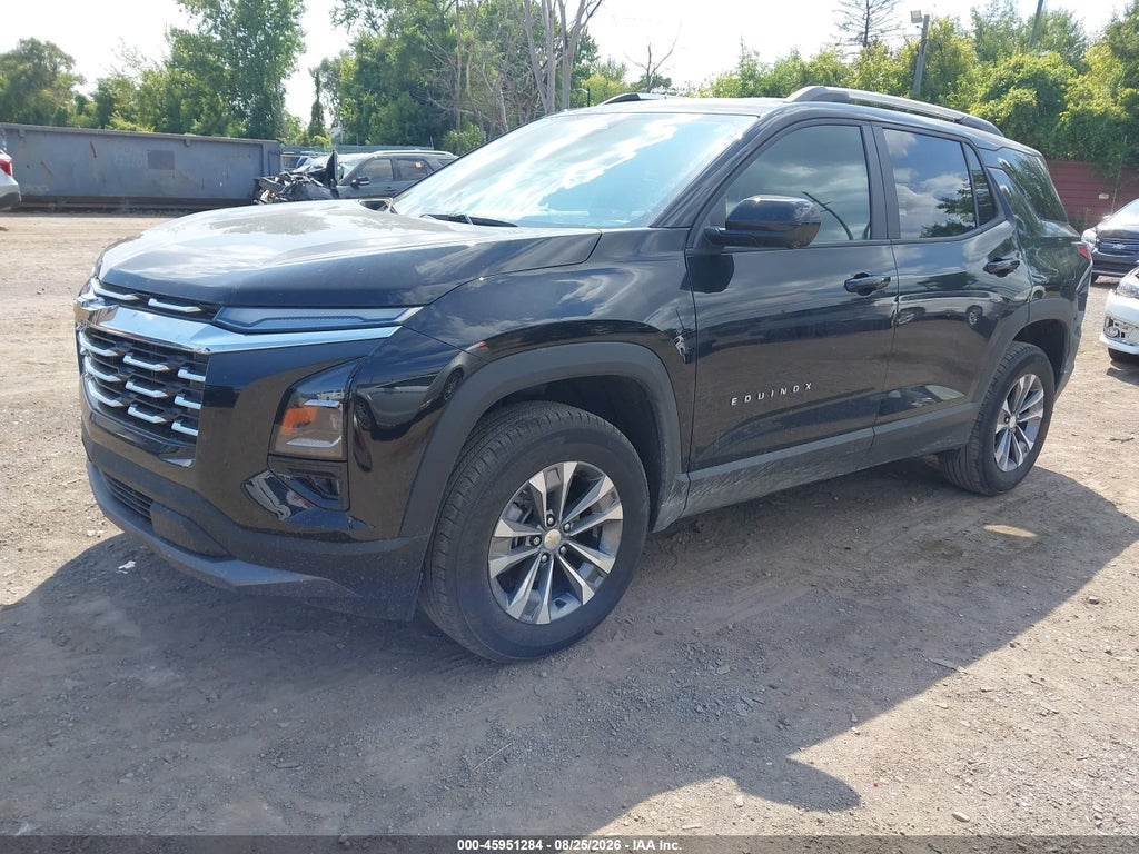 2025 Chevrolet Equinox AWD LT photo 2
