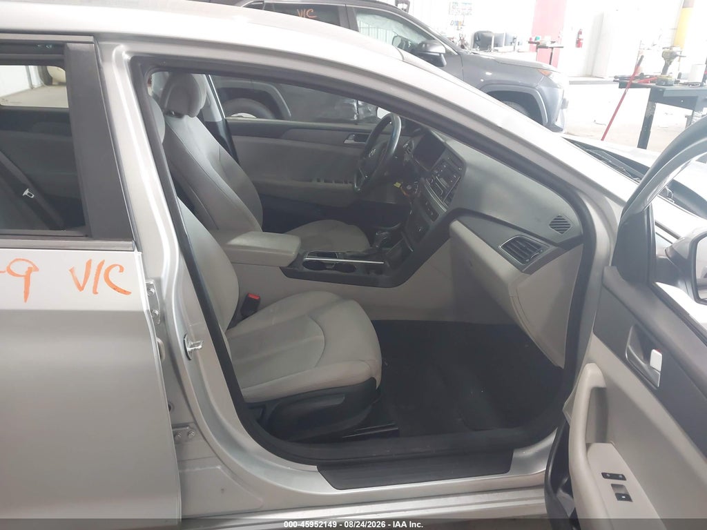2015 Hyundai Sonata SE photo 5