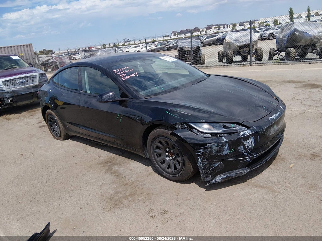 TESLA MODEL 3 2025