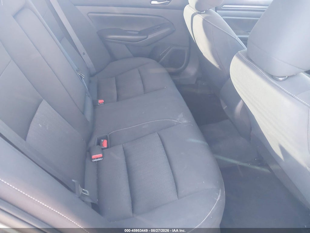 2021 Nissan Altima S FWD photo 8
