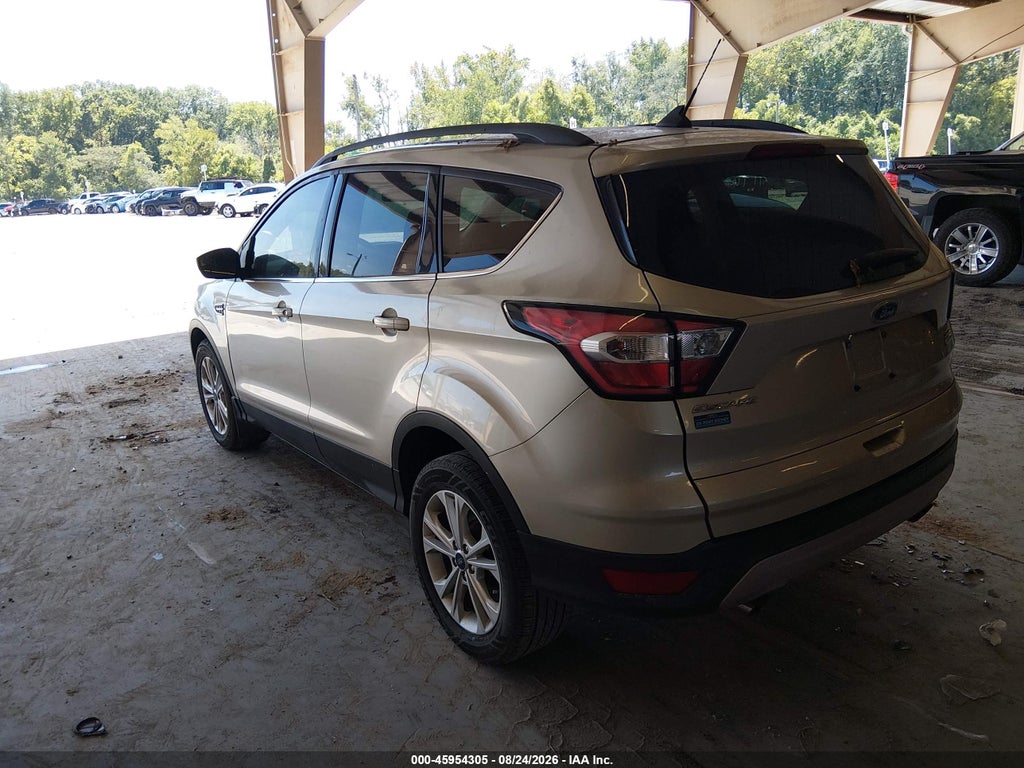 2018 Ford Escape SEL photo 3
