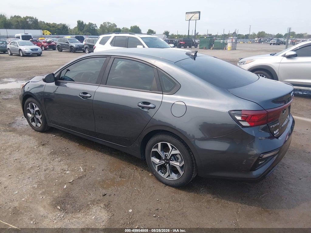 2019 Kia Forte LXS photo 3
