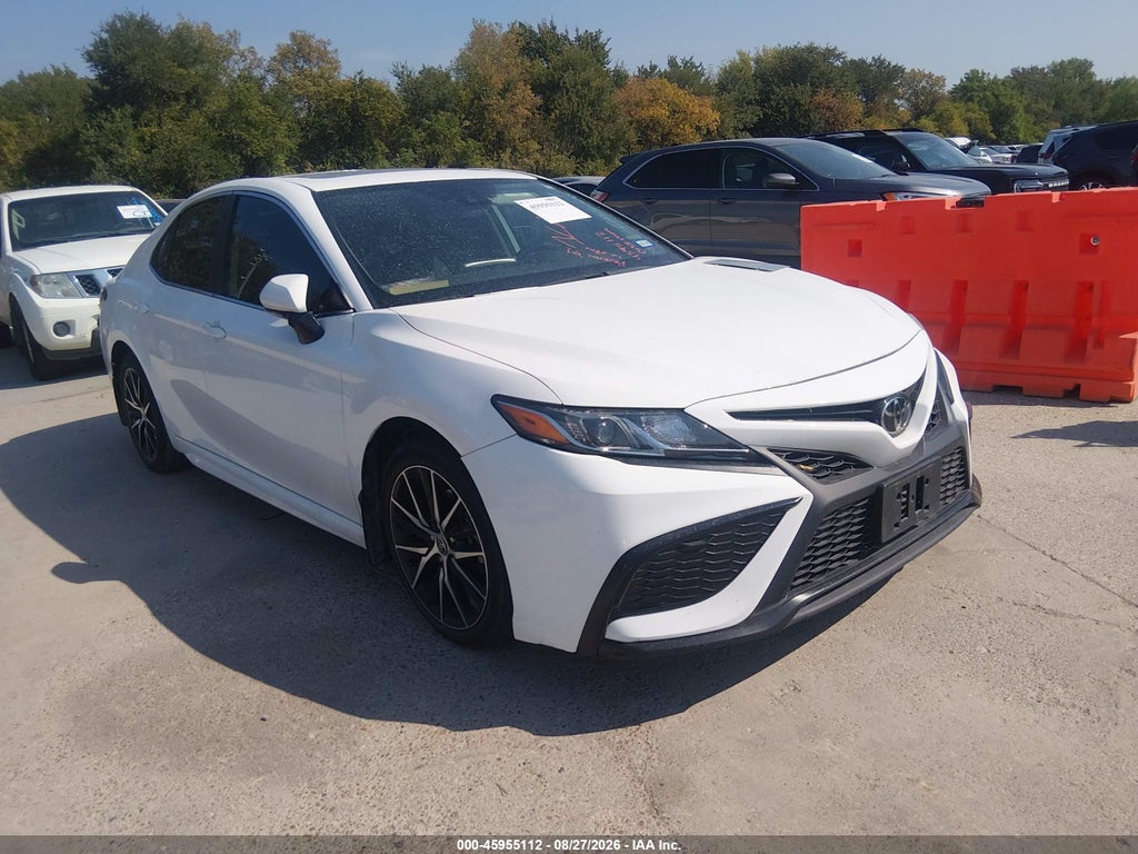 TOYOTA CAMRY 2023