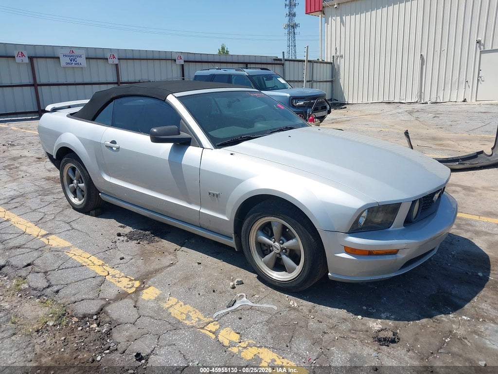 2006 Ford Mustang GT photo 1