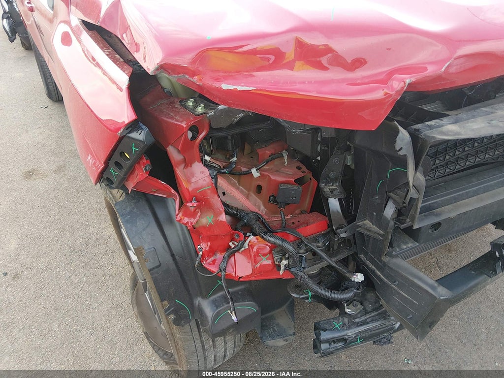 2025 Nissan Frontier King Cab SV 4X2 photo 6