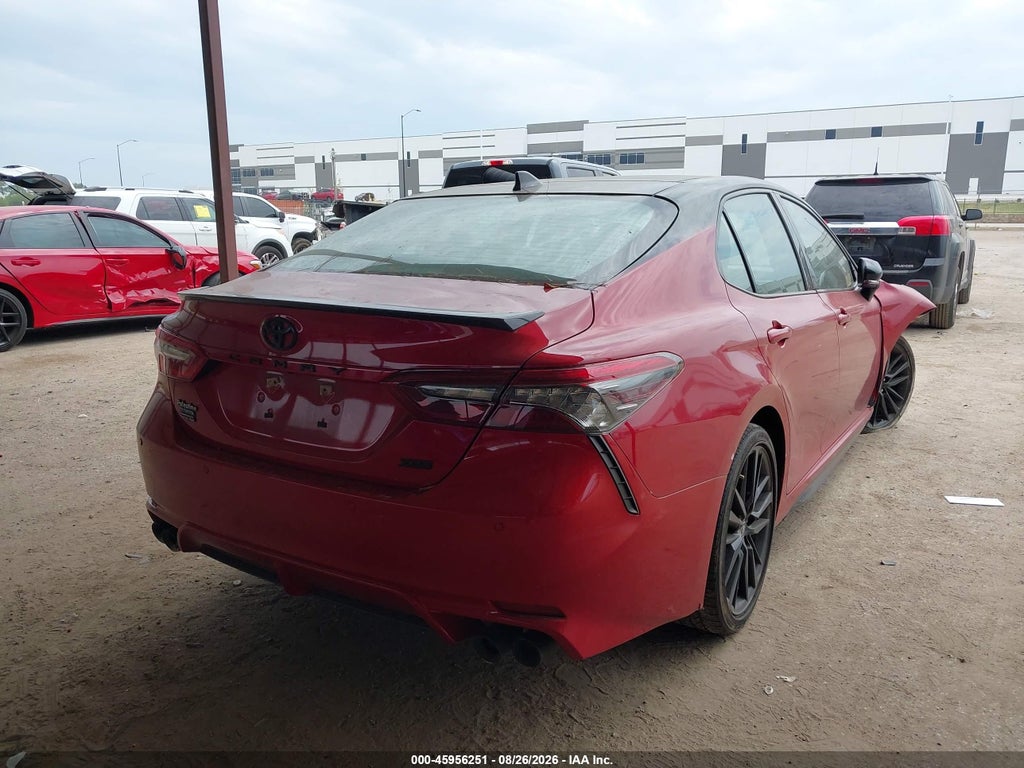 2022 Toyota Camry XSE V6 photo 4