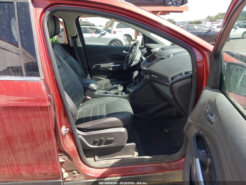 2015 Ford Escape Titanium photo 5