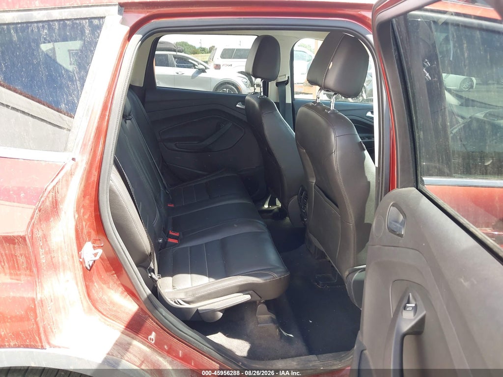 2015 Ford Escape Titanium photo 8