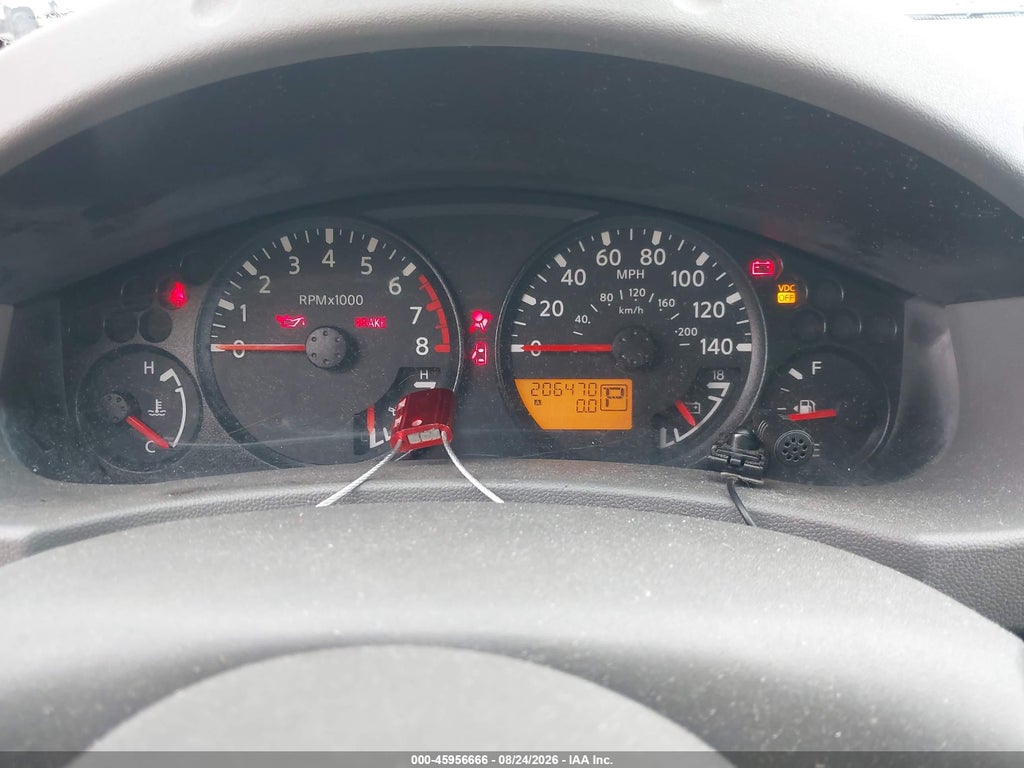 2011 Nissan Frontier SV photo 7
