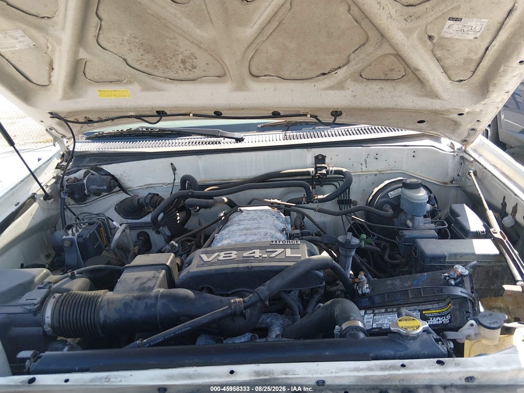 2003 Toyota Sequoia SR5 V8 photo 10
