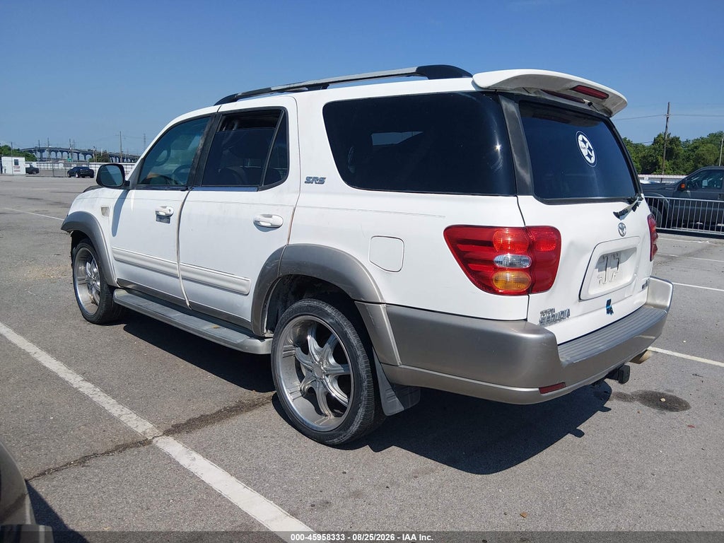 2003 Toyota Sequoia SR5 V8 photo 3