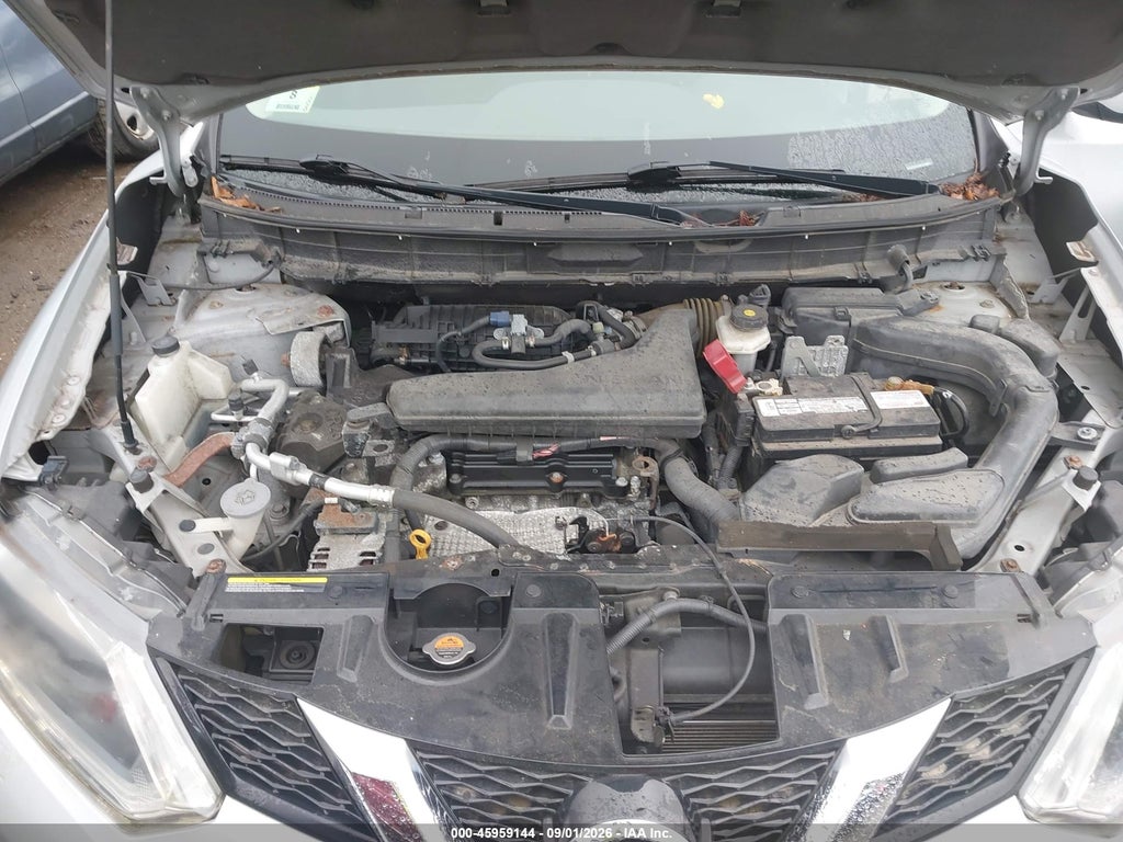 2015 Nissan Rogue SV photo 10