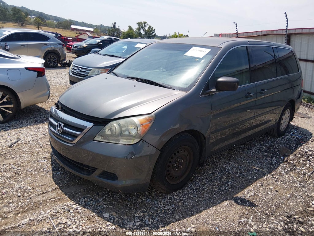 2008 Honda Odyssey LX photo 2