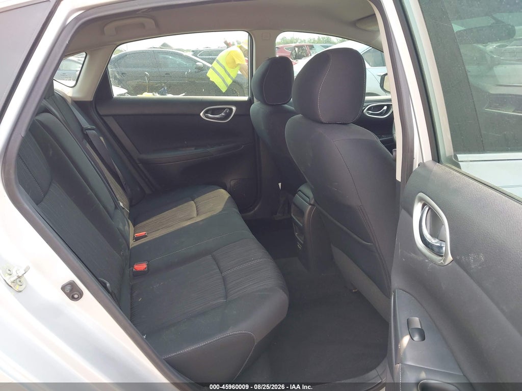 2017 Nissan Sentra SV photo 8