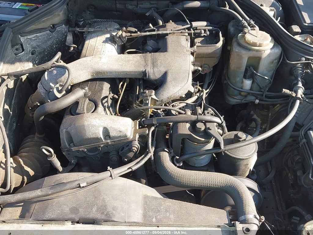 1993 Mercedes-Benz 300 D photo 10