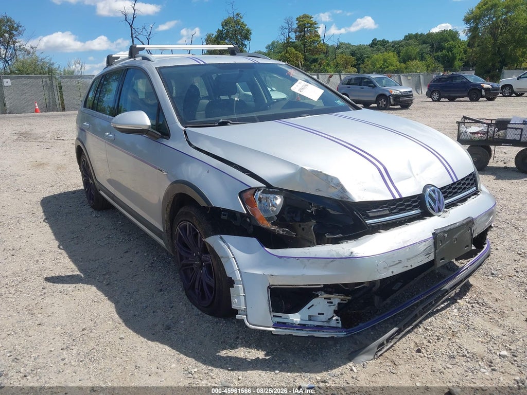 2017 Volkswagen Golf Alltrack TSI S/TSI SE/TSI SEL photo 6