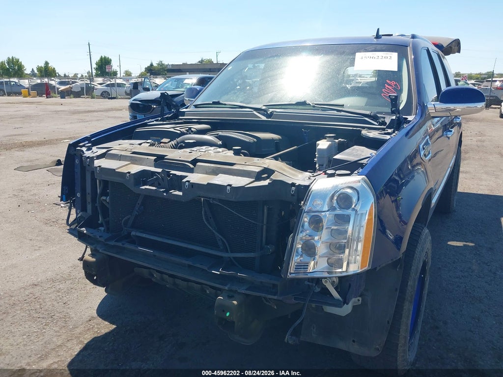 2012 Cadillac Escalade Hybrid Platinum Edition photo 6