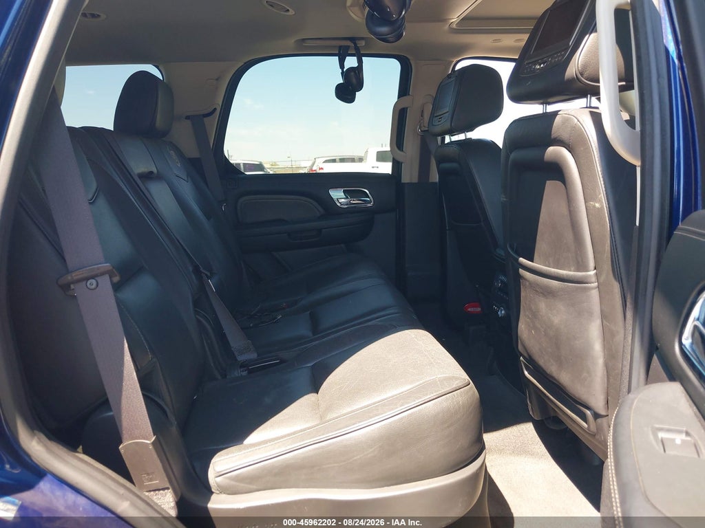 2012 Cadillac Escalade Hybrid Platinum Edition photo 8