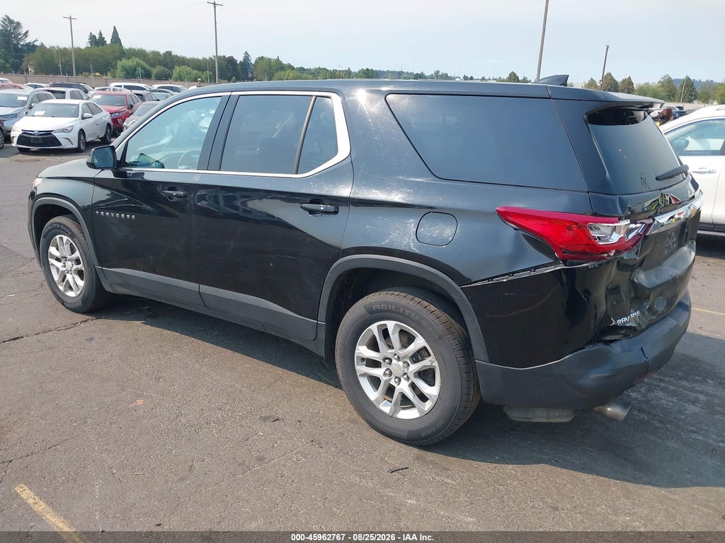 2018 Chevrolet Traverse LS photo 3
