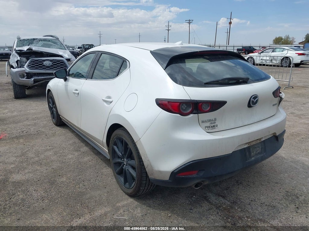 2019 Mazda MAZDA3 Premium Package photo 3