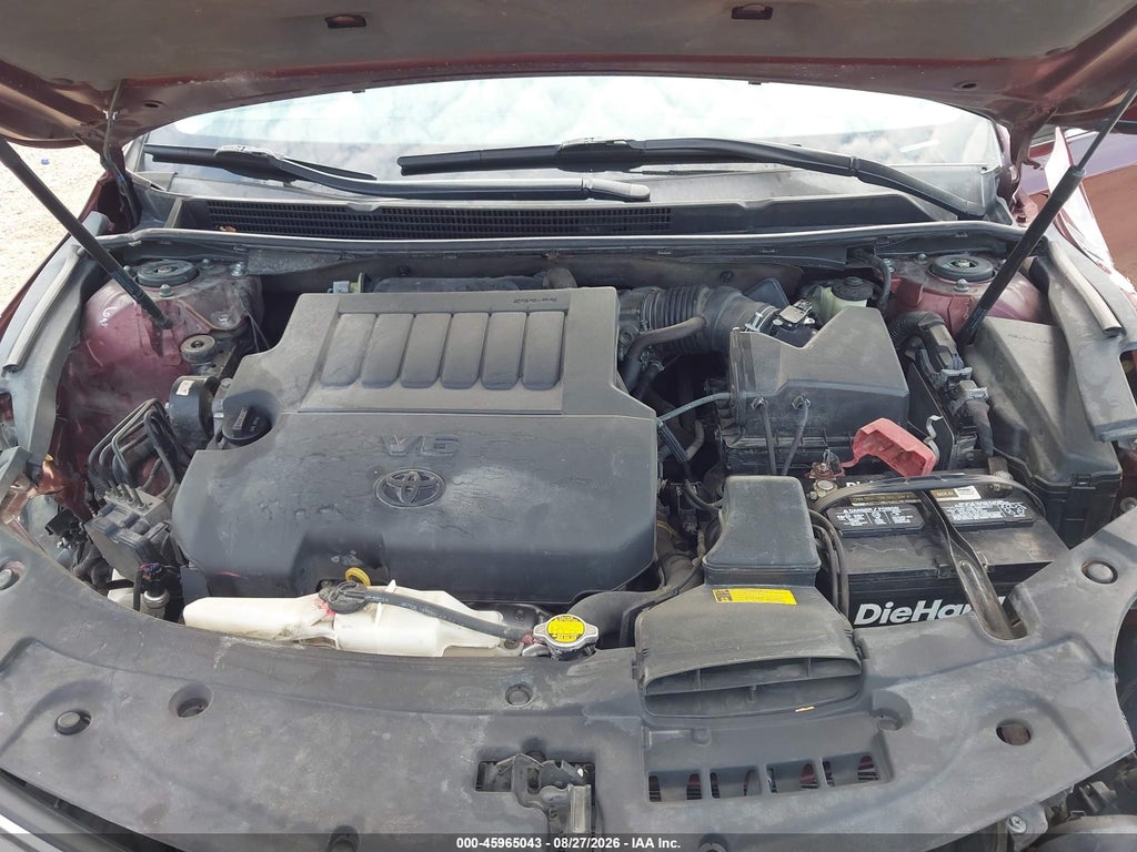 2014 Toyota Avalon XLE Touring photo 10