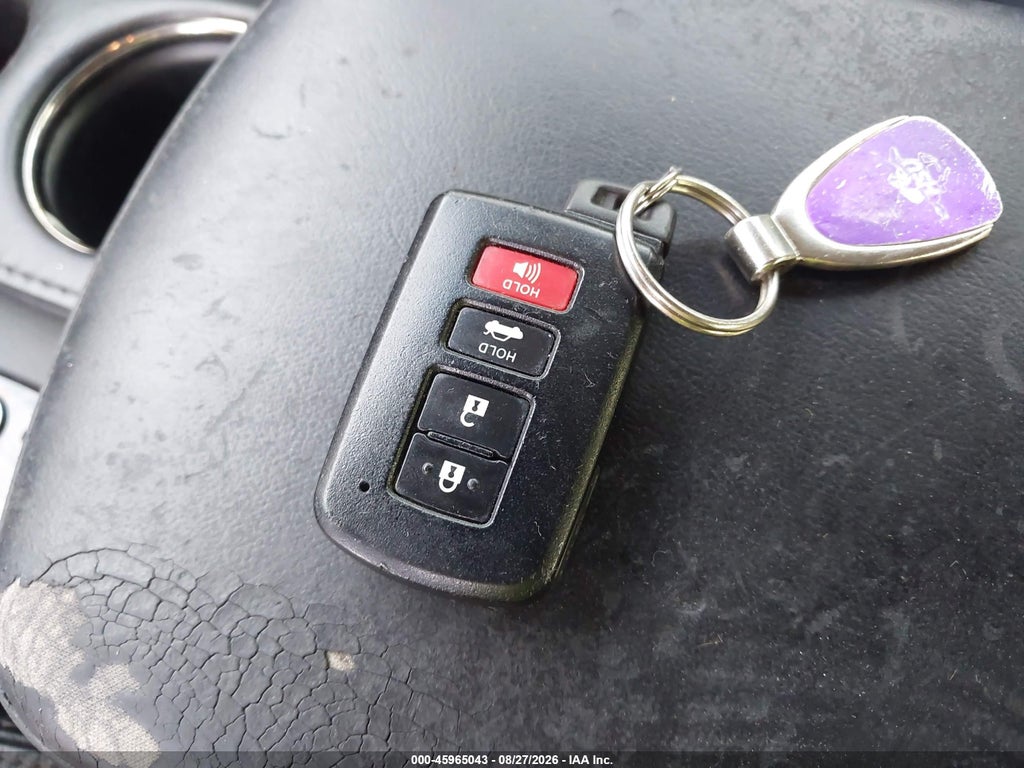 2014 Toyota Avalon XLE Touring photo 11