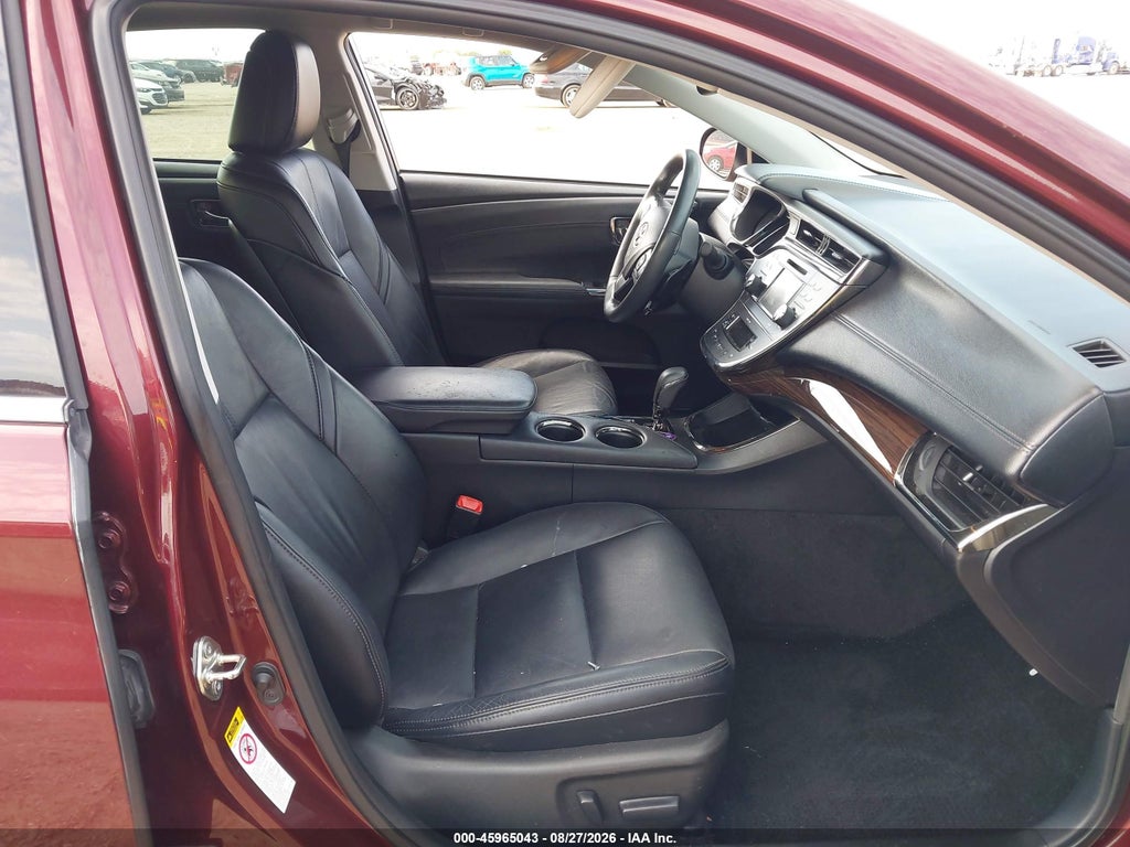 2014 Toyota Avalon XLE Touring photo 5