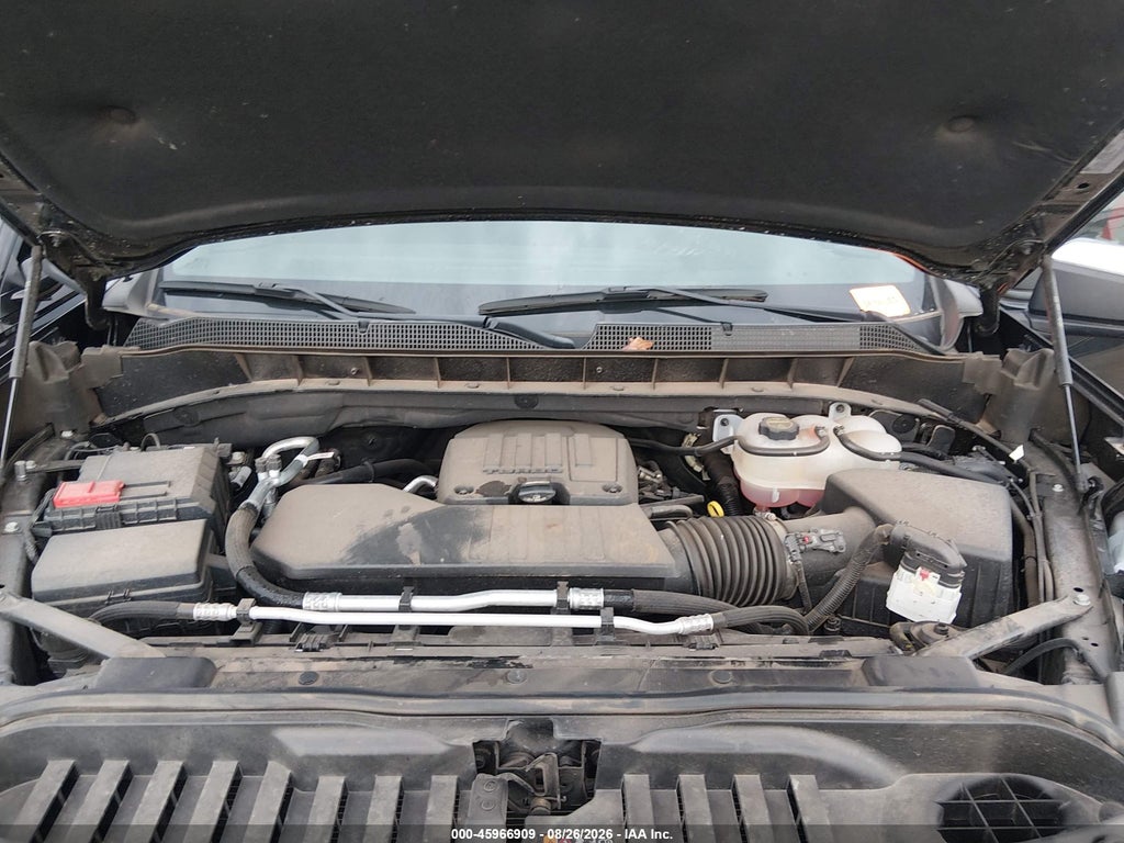 2024 Chevrolet Silverado 1500 4WD Short BED LT photo 10