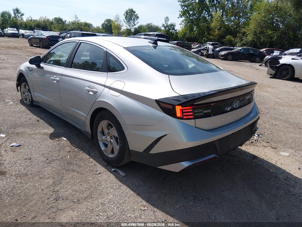 2026 Hyundai Sonata SE photo 3