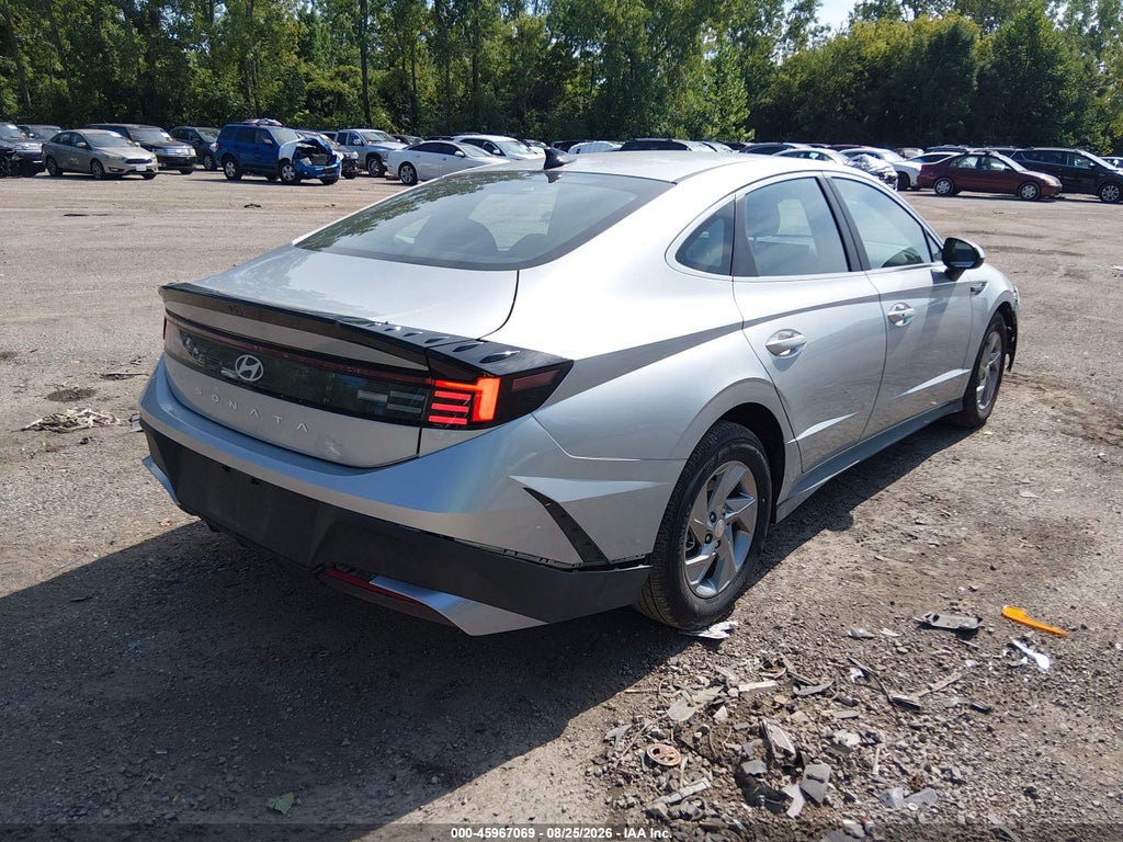 2026 Hyundai Sonata SE photo 4