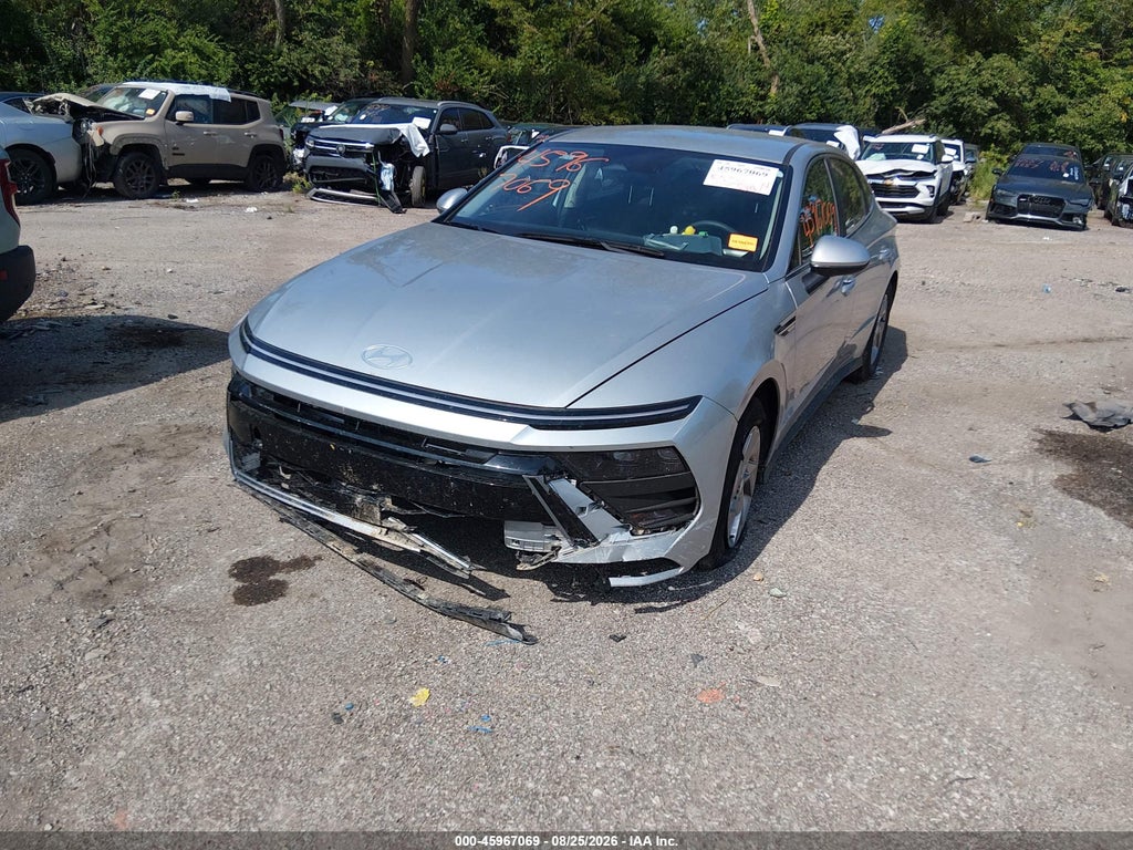 2026 Hyundai Sonata SE photo 6