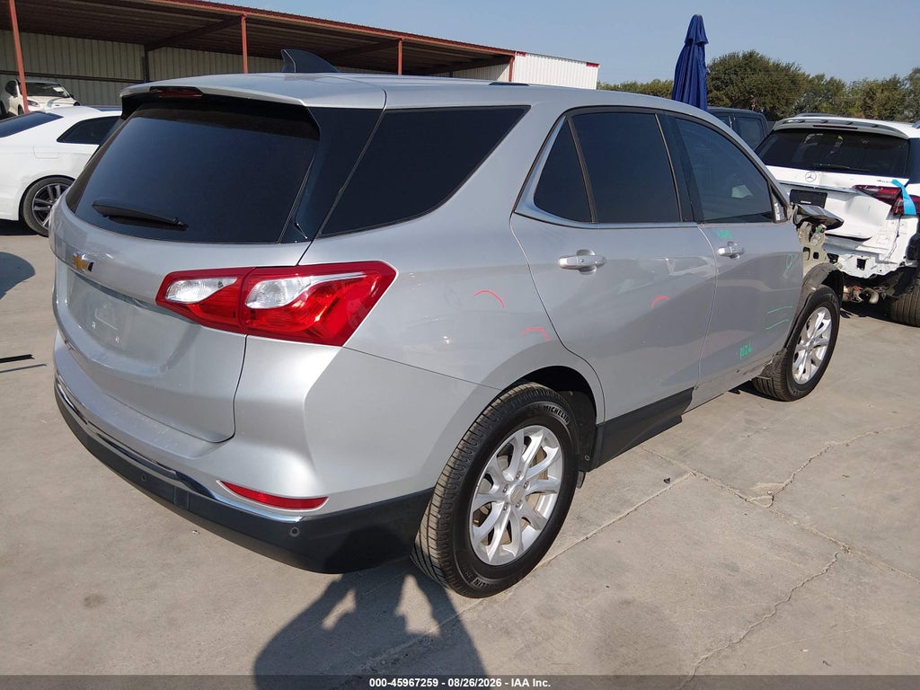 2018 Chevrolet Equinox LT photo 4