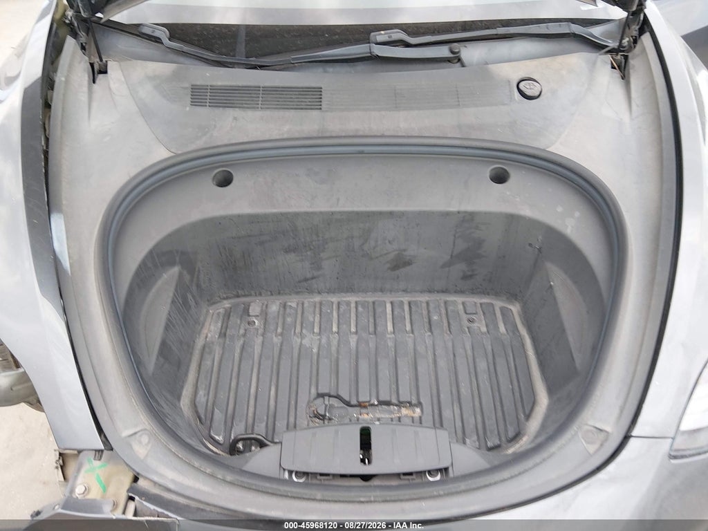 2021 Tesla Model 3 Long Range Dual Motor ALL-Wheel Drive photo 10