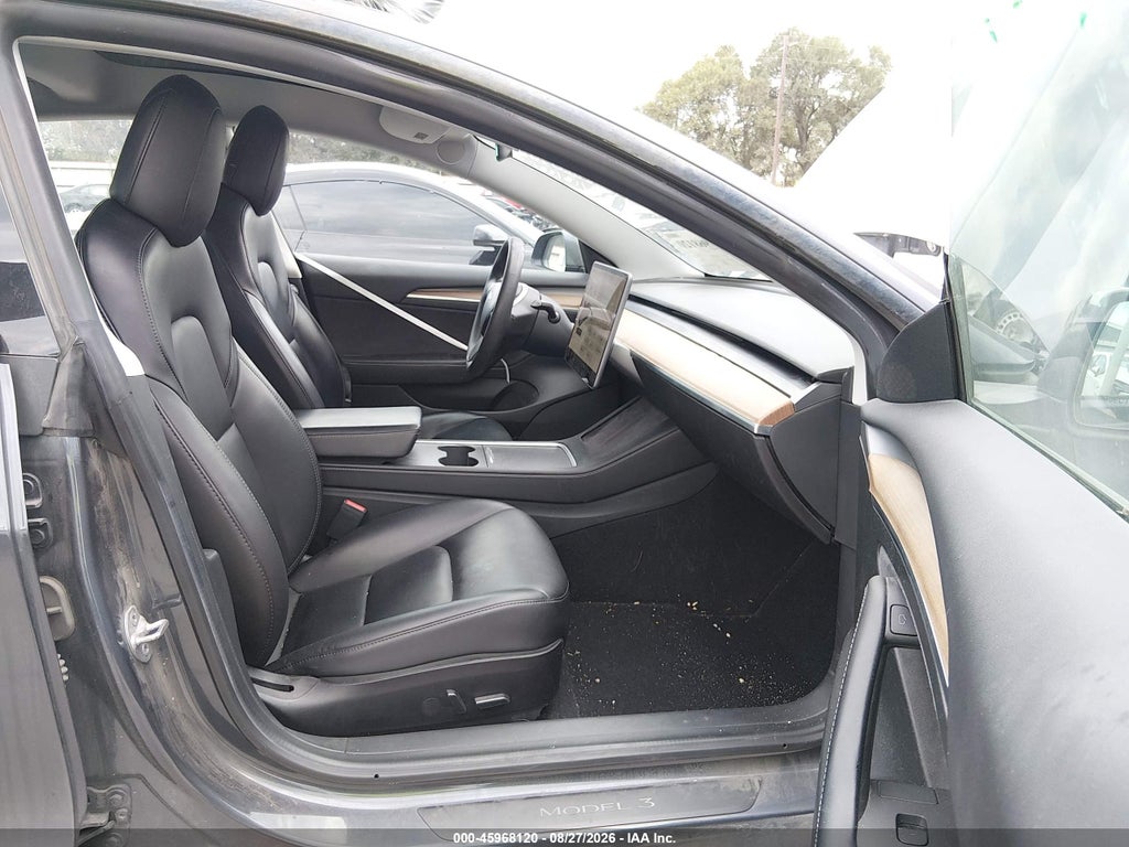 2021 Tesla Model 3 Long Range Dual Motor ALL-Wheel Drive photo 5
