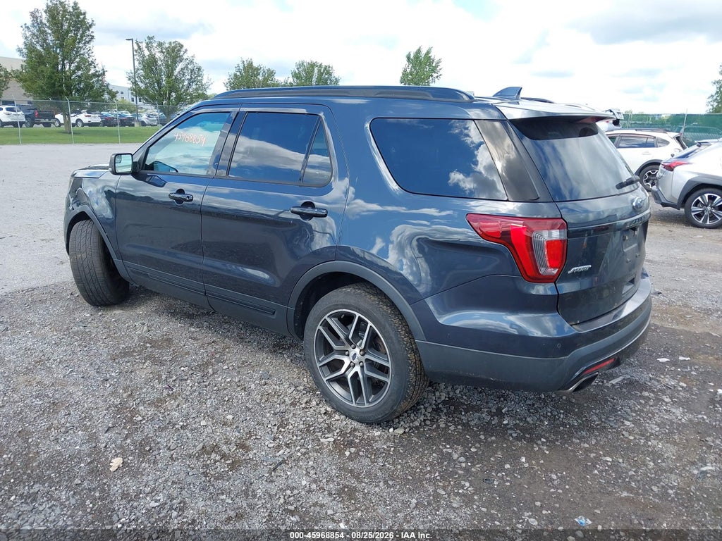 2017 Ford Explorer Sport photo 3