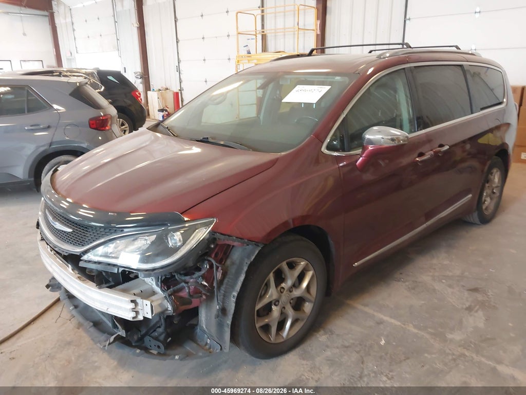 2018 Chrysler Pacifica Limited photo 2