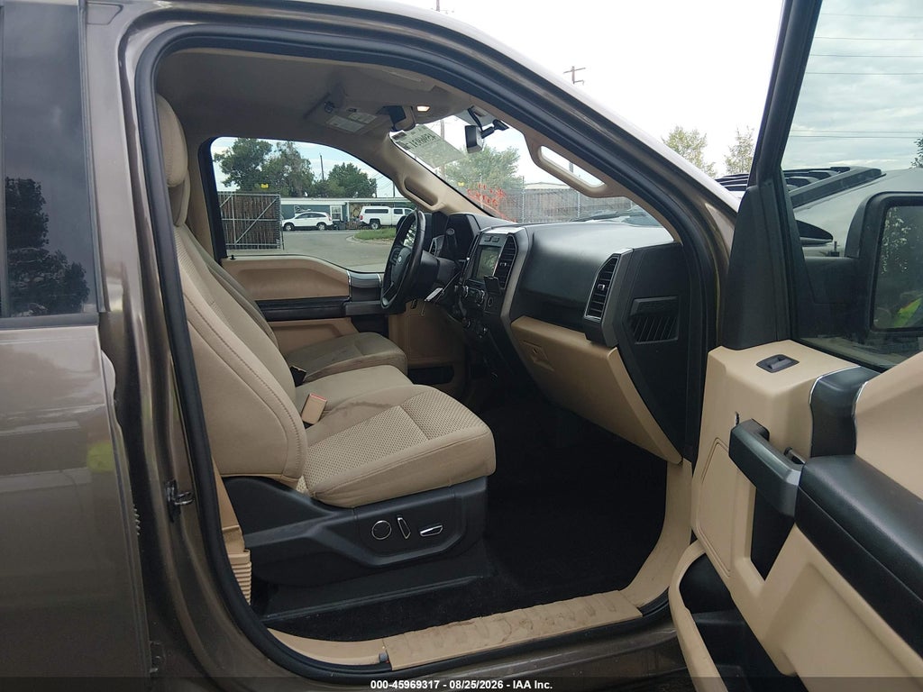 2017 Ford F-150 King Ranch/Lariat/Limited/Platinum/XL/XLT photo 5