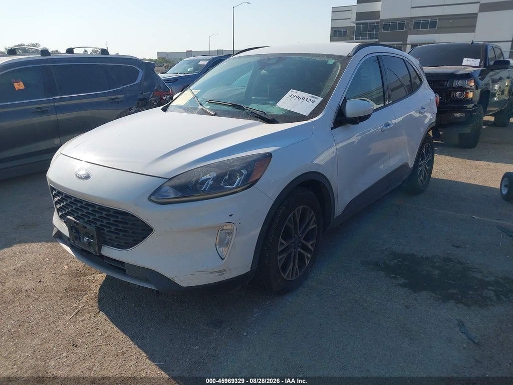 2020 Ford Escape SEL photo 2