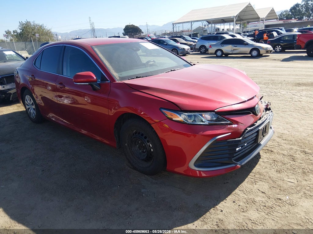 TOYOTA CAMRY 2024