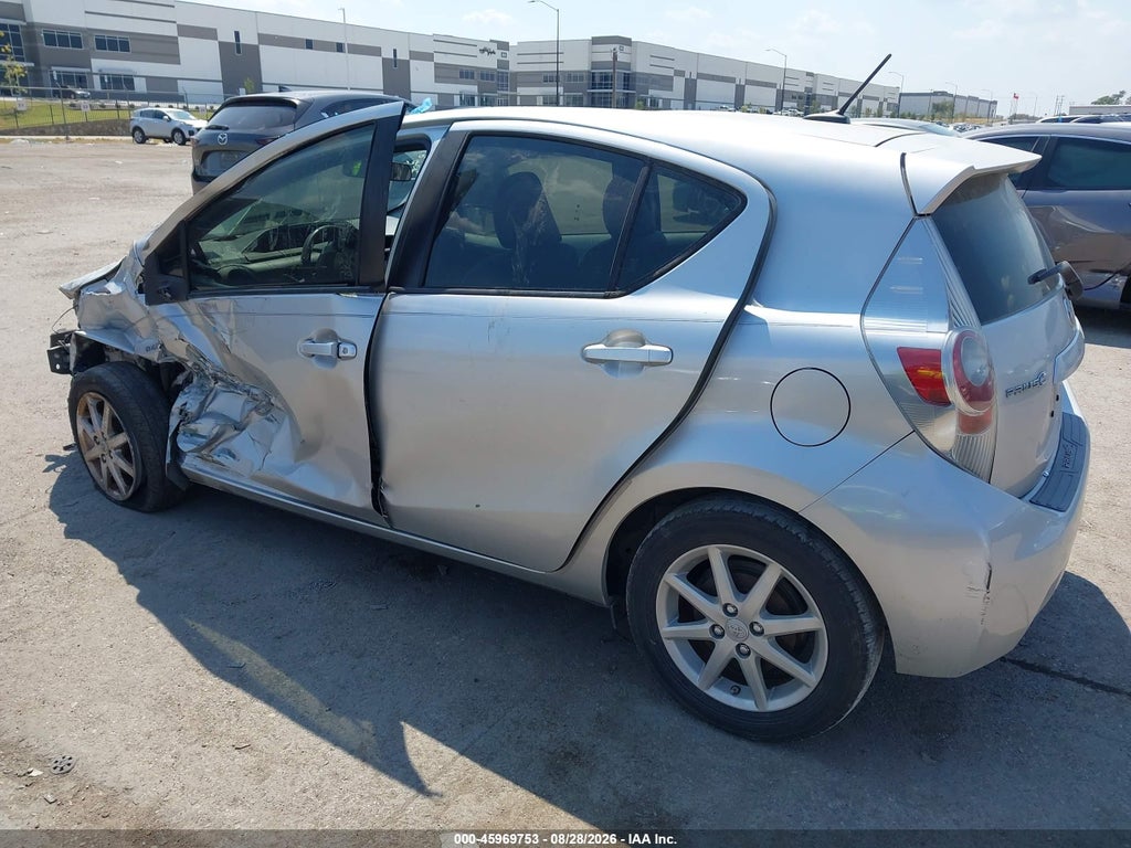 2012 Toyota Prius C Four photo 3